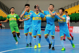 Dừng hình thời khắc tạo lịch sử của Futsal Sanna Khánh Hòa