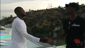 Video: Pogba chào mừng Lukaku đến MU, hẹn nhau trên sân tập