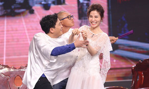 Diễm My 9x liên tục bị Trường Giang cưỡng hôn