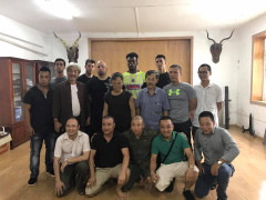 Võ sư Đoàn Bảo Châu vui vẻ uống rượu kết bạn với cao thủ Vịnh Xuân