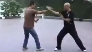 Võ sư Tuấn 'hạc' từng đánh bại cao thủ Vịnh Xuân Flores là ai?