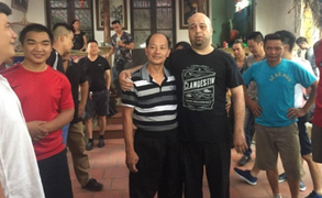 Vừa hạ Đoàn Bảo Châu, Flores tiếp tục đánh bại cao thủ Vịnh Xuân 60 tuổi