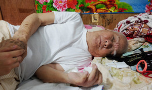 Nhạc sĩ Nguyễn Văn Tý: Nuôi nấng, mua cả xe máy cho cháu của người giúp việc