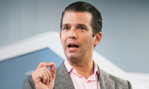 Con trai Tổng thống Trump chuẩn bị điều trần trước Quốc hội Mỹ