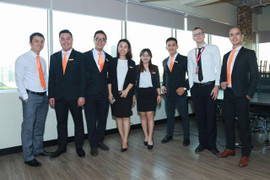 Khi người Việt loay hoay không biết học thầy nào là hay, startup giáo dục làm cầu nối giúp học từ tiếng Anh,…yoga