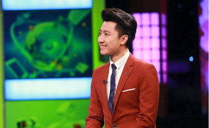 Thầy giáo điển trai ĐH Ngoại thương: 'Cuộc đời tôi thay đổi nhờ tiếng Anh'