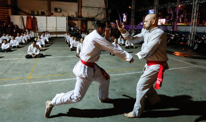 Video: Không đấu Nam Huỳnh Đạo, Flores giao lưu võ thuật tại TP.HCM