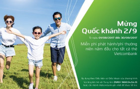 Chương trình miễn phí phát hành, phí thường niên thẻ Vietcombank năm 2017