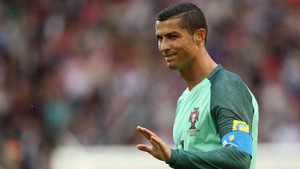 Giống Messi, Ronaldo tuyên bố vô tội trước tòa