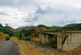 Dự án BOT Xuân Mai - Hòa Bình: Muốn tăng phí ngay khi chưa hoàn thành