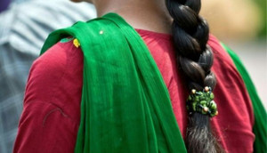 Hàng loạt phụ nữ bị thôi miên 'cướp tóc' đầy bí ẩn