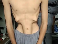 Video: Đệ tử Thiếu Lâm trình diễn màn múa xương như dị nhân