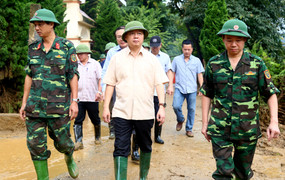 Danh sách cán bộ đi chơi golf: Bộ trưởng Trần Hồng Hà lên tiếng ngay tại rốn lũ