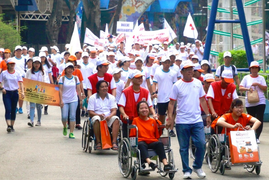 FrieslandCampina Việt Nam đồng hành cùng chương trình đi bộ 'Vì nạn nhân chất độc da cam và người khuyết tật' năm 2017