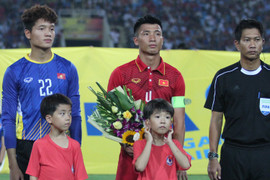 HLV Đặng Phương Nam: Tiến Dũng phải mạnh mẽ hơn