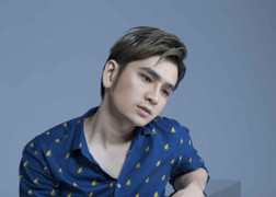 Hà Anh hát nhạc Đinh Mạnh Ninh sau khi chia tay Dương Hoàng Yến