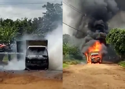 Video: Xe tải chở gas bốc cháy ngùn ngụt ở Đắk Lắk