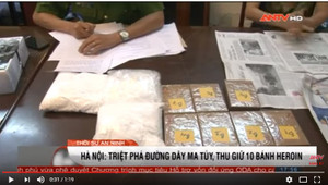 Triệt phá ổ ma túy bên trong ngôi nhà kín cổng cao tường giữa Hà Nội