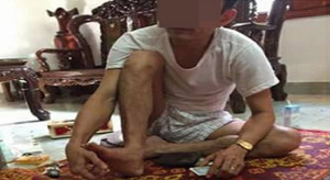 Hình ảnh đánh bài bị tung lên mạng xã hội: Trưởng phòng Giáo dục huyện trần tình