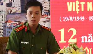 Trinh sát trẻ lê chân gãy, bám theo đường dây ma tuý lớn nhất nước