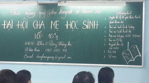 Đổi 'Hội phụ huynh' thành 'Hội cha mẹ học sinh' để tôn trọng phụ nữ?