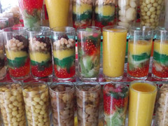 Video: Những bát chè bạn đang ăn có thể thấm đẫm hóa chất phẩm màu công nghiệp