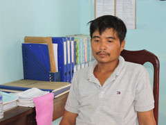 Mâu thuẫn trong quán cà phê, nam thanh niên bị bắn xuyên yết hầu