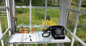 Xôn xao chiếc điện thoại dùng để nói chuyện với người chết ở Nhật Bản