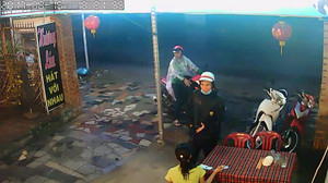 Nhóm đối tượng dàn cảnh cho đồng bọn trộm xe trong vòng 10 giây