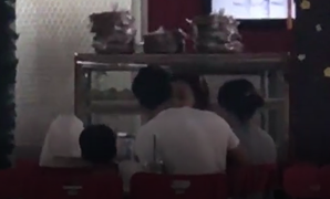 Video: Hồ Ngọc Hà và Kim Lý hôn nhau khi đi nghỉ dưỡng riêng