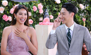 Hoa hậu Phạm Hương đẹp kiêu sa giữa vườn hoa hồng Pháp