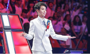 Video: Vũ Cát Tường 'lầy' không đỡ nổi khi trở lại Giọng hát Việt nhí