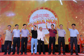 Ngày hội Bia Hà Nội 2017: 'Chạm cốc dâng trào tiếng hô vang'