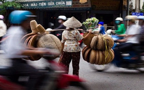 Tăng thuế VAT, chuyên gia nhận định: 'Chính phủ đang lấy ngắn nuôi dài'