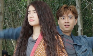 Video: Hậu trường cảnh hôn 'chật vật' của Ngô Kiến Huy và Nhã Phương