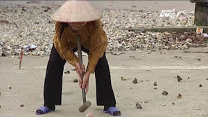 Xem các bô lão Việt Nam hăng say chơi môn thể thao quý tộc