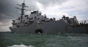Chuyên gia Nga: Chiến hạm Mỹ gặp nạn do phớt lờ các nguyên tắc hàng hải sống còn