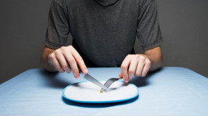 Nhịn ăn giải độc, thanh lọc cơ thể, coi chừng đột tử