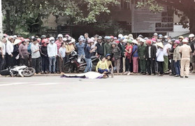 Tài xế xe tải chuyển hướng bất ngờ, cán chết phụ nữ mang thai