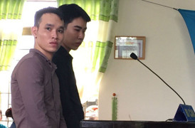 2 thanh niên rút dao giết nhầm người sau va chạm giao thông