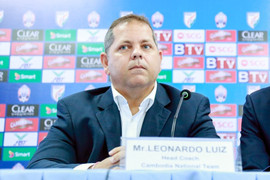 HLV Vitorino: Trình độ tuyển Việt Nam chỉ ngang Campuchia