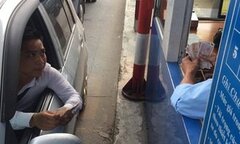Bác thông tin đề nghị điều tra tài xế trả tiền lẻ ở trạm BOT quốc lộ 5