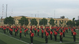 Vũ điệu flashmob sôi động của hơn 200 sinh viên Học viện Khoa học quân sự