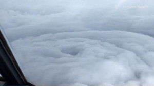 Video: Hình ảnh choáng ngợp của siêu bão Irma khi nhìn từ trên cao