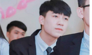 Nam sinh điển trai ĐH Nội vụ đốn tim dân mạng bởi giọng hát trầm ấm
