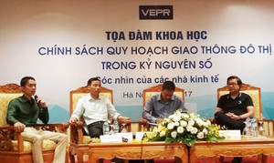 Đà Nẵng cấm Uber, Grab, TS.Nguyễn Đức Thành: 'Tôi ngạc nhiên vì cách hành xử này...'