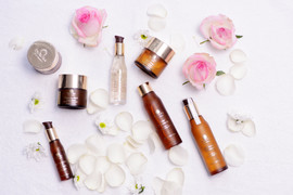 Đồng hành cùng DeAura, làm đẹp da không lo về giá