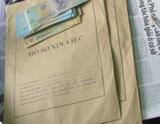 'Nữ quái' lừa xin việc chiếm đoạt gần tỷ đồng rồi bỏ trốn