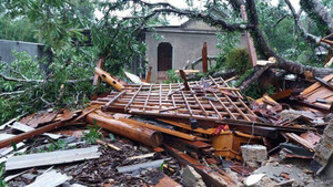 Thiệt hại sau bão số 10: 12 người thương vong, hàng chục nghìn ngôi nhà bị hư hỏng