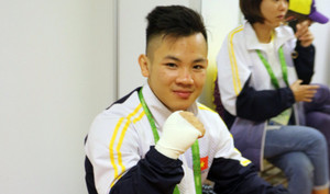 Võ sĩ Việt Nam vào đến chung kết còn bị kéo lại xử thua